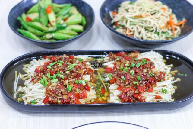 夫妻二人的家常饭菜，花钱少，吃到饱，老公直夸家有贤妻啊！