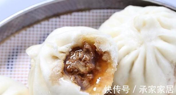 包子|硬核！猪肉包子调馅，多加这“２味”，口感水润不发柴，快收藏