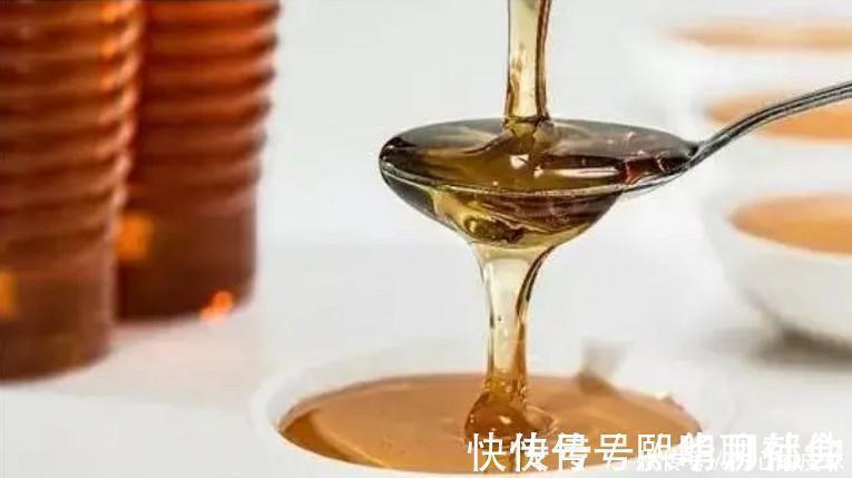 全球仅1国!用600吨垃圾,硬生生建了条高速公路,中国太厉害