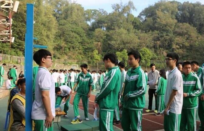 营养不良|初中生“身高表”来了:长到这个数才刚刚“及格”,你及格了吗?