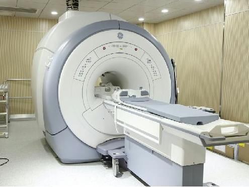 磁场|为什么连医生都建议尽量不要做“磁共振”？或与这“3点”有关系