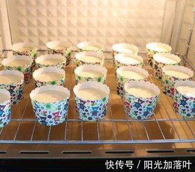 解馋|淡奶油小蛋糕这样做好看好吃又解馋,孩子天天吃不够!