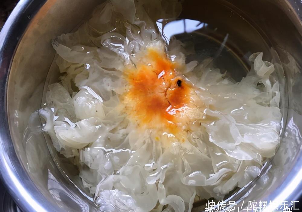 聪明人|红枣不要直接吃,聪明人都这样做,口感香甜醇厚,学不会可惜了