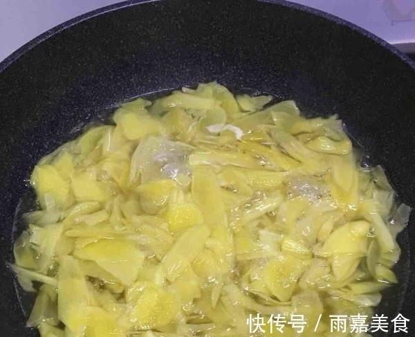 聪明女人|聪明女人把它当零食吃，皱纹少了，美容养颜，还有助睡眠！