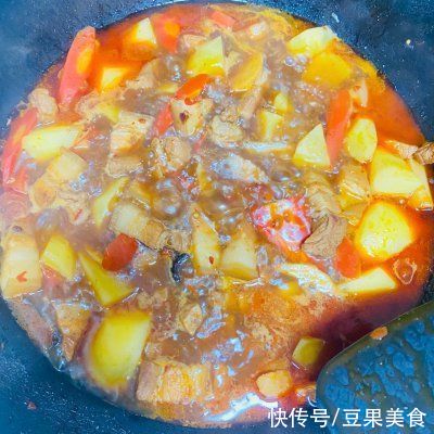 豆瓣酱|营养美味两手抓，家常红烧肉是你的不二之选