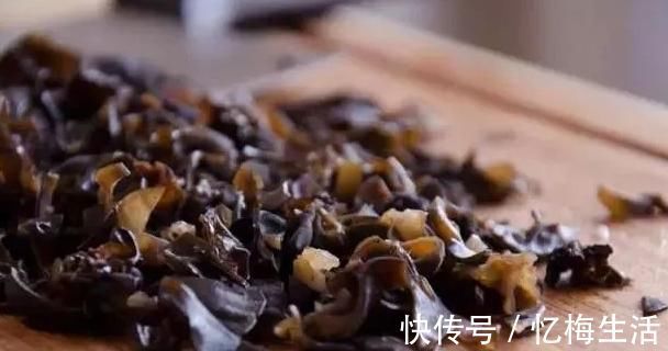 禁忌|喜欢吃木耳的人一定很健康，但是吃木耳的这个禁忌，千万要注意