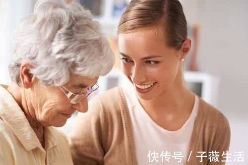 女儿|70岁婆婆被送女儿家养病,儿媳被骂白眼狼,一番话堵得对方哑口无言