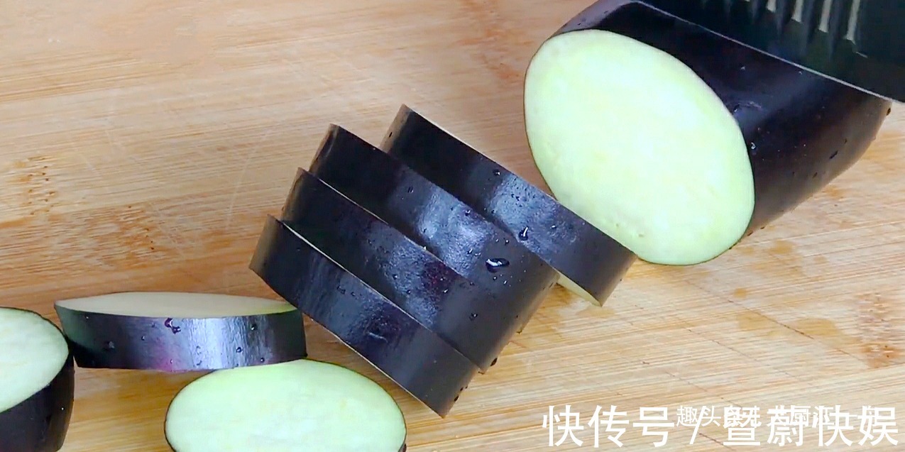 玻璃瓶|腌茄子的季节到了，一次做10斤，开胃又解馋，吃一年也不怕坏