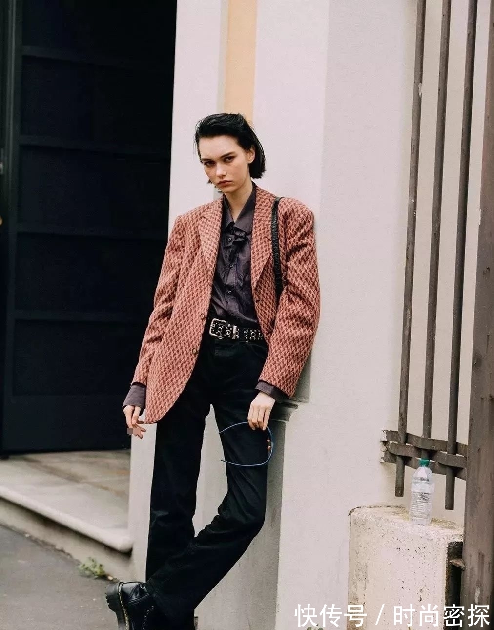 刘雯 今年最潮的三双靴子,竟然全是“人间矮子乐”