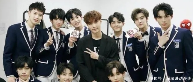 追星能有多疯狂?27W箱牛奶直接倒掉,《青3》撕开了综艺的遮羞布