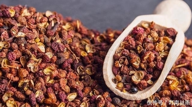 天然的祛湿王终于发现了,每天吃两口,排出湿毒,扫除赘肉一身轻