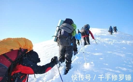 f两名登山爱好者空降勃朗峰被捕！攀登雪山，你一定要知道这些事项