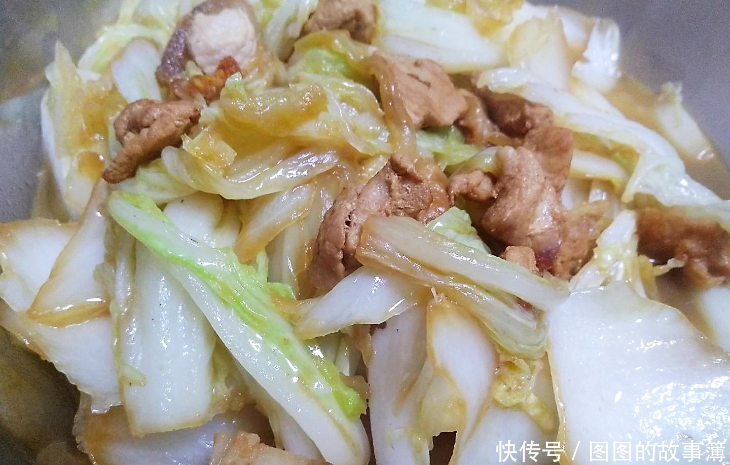 大白菜还是这样炒入味，就这样试试吧！