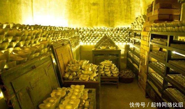 和?|大贪官和珅奉旨赈灾,却向粥里掺沙子,官吏不解,灾情却迅速控制