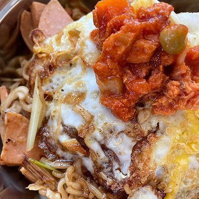 火腿|火腿金针菇炒面