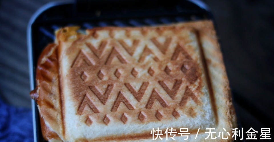 三明治机|最省事的早餐当属三明治,金黄酥脆孩子爱吃,一个月不重样!