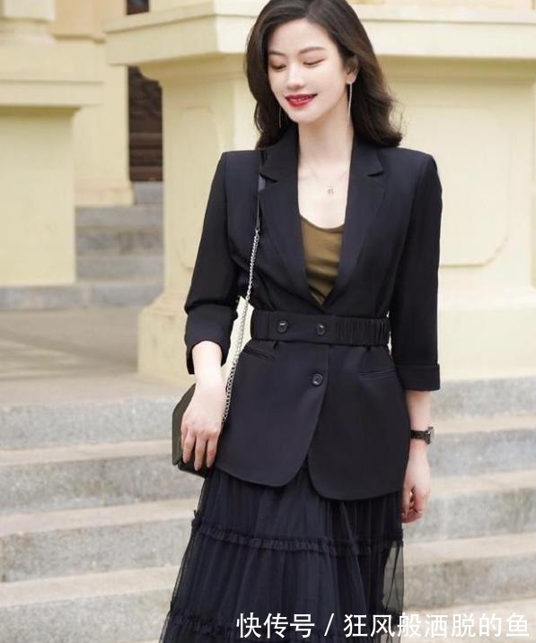 衬衫 阔腿裤怎么穿才好看与这两样上衣搭配,让你的衣品变得更高级