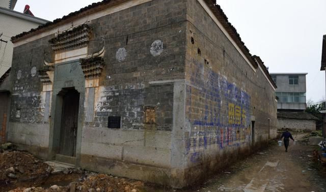 游客|江西有座始建于北宋的古村落，有百余栋古建筑，与王安石紧密相关