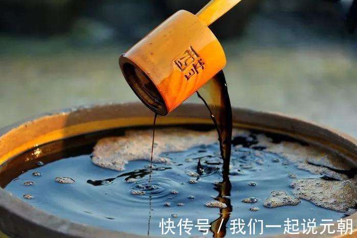 关节|食醋加一物,两周内,头晕手麻消失,和颈椎病、肩周炎说“拜拜”