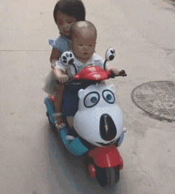 |搞笑GIF:遇上猪一样的队友,好心疼最后一位,你们都是来搞笑的吧?