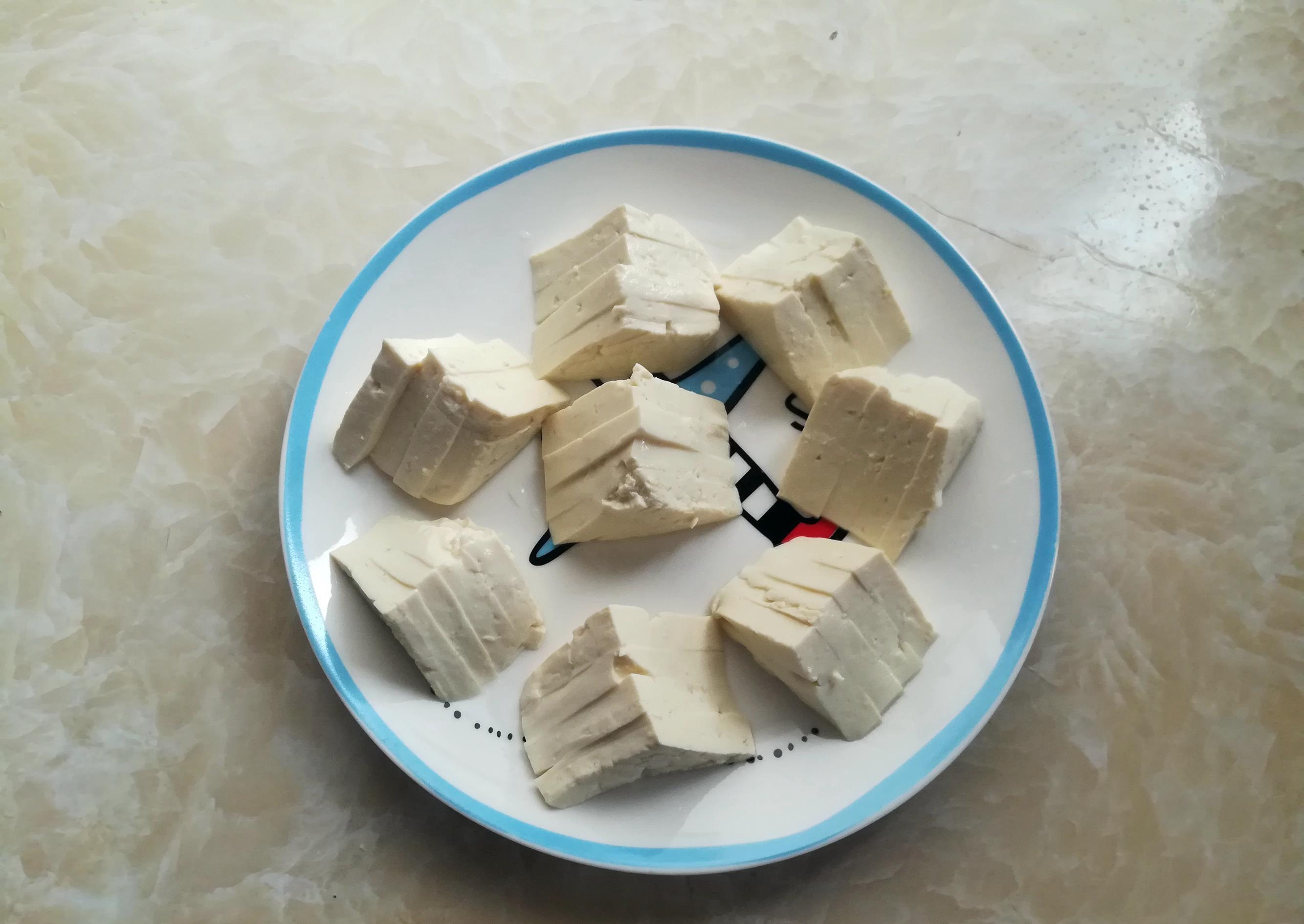 三角豆腐|煎豆腐有技巧,学会一个小动作,豆腐不碎不粘锅,营养又好吃