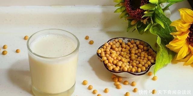 打豆浆时,最忌豆子泡完直接打,多加1步,豆浆又香又浓无腥味!