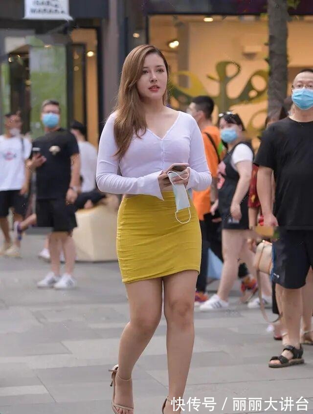 身材 太拼了!“胯大”身形有意牛仔裤,弄不好会适得其反,有准备吗!