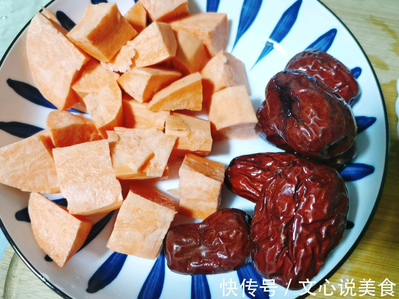 气血|煮红薯的时候加点“它”,补气血,淡色斑,素颜也很美!