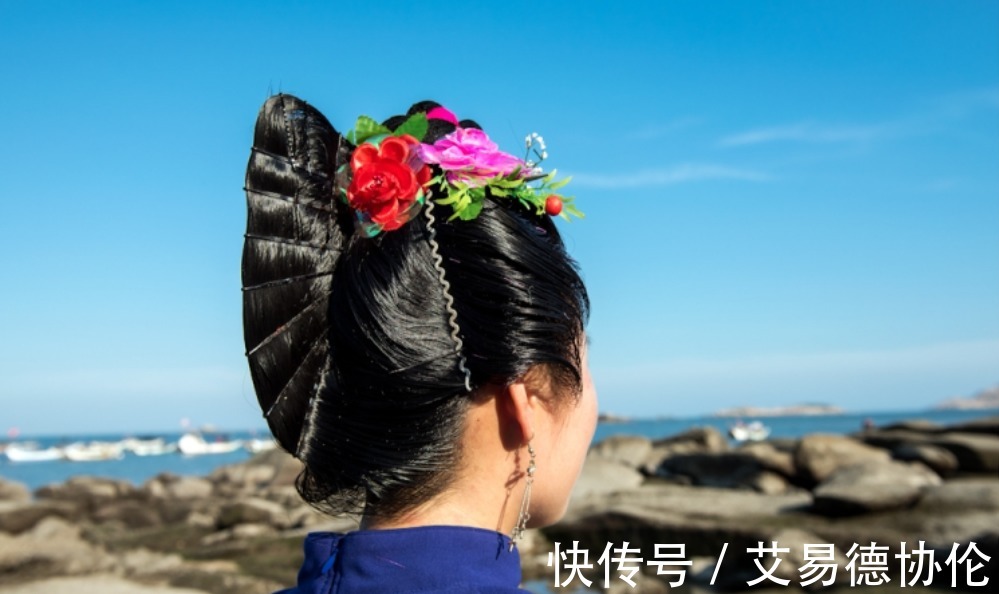 发型 “三绺梳头”曾是汉族女性代表发型,而今已难得一见!