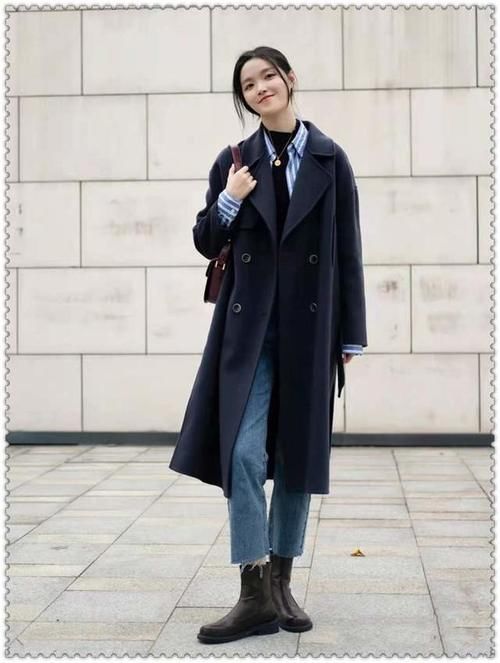 衣服在精不在多，内搭就选这4种经典款，百搭还不过时