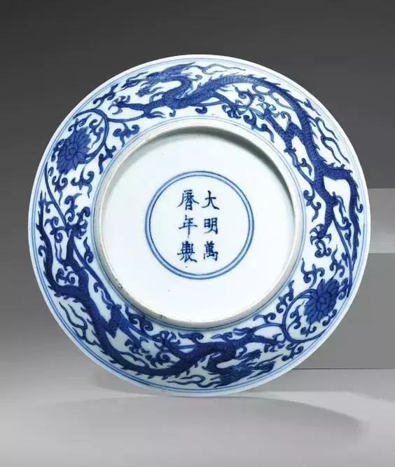 国色|青花瓷的跨时代之美