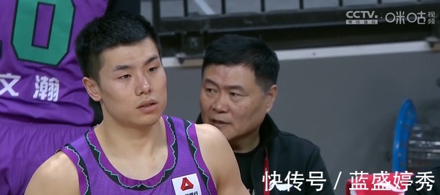高诗岩|陶汉林6犯,哈德森空砍23分,4人得分上双,山东男篮惨遭强敌双杀!