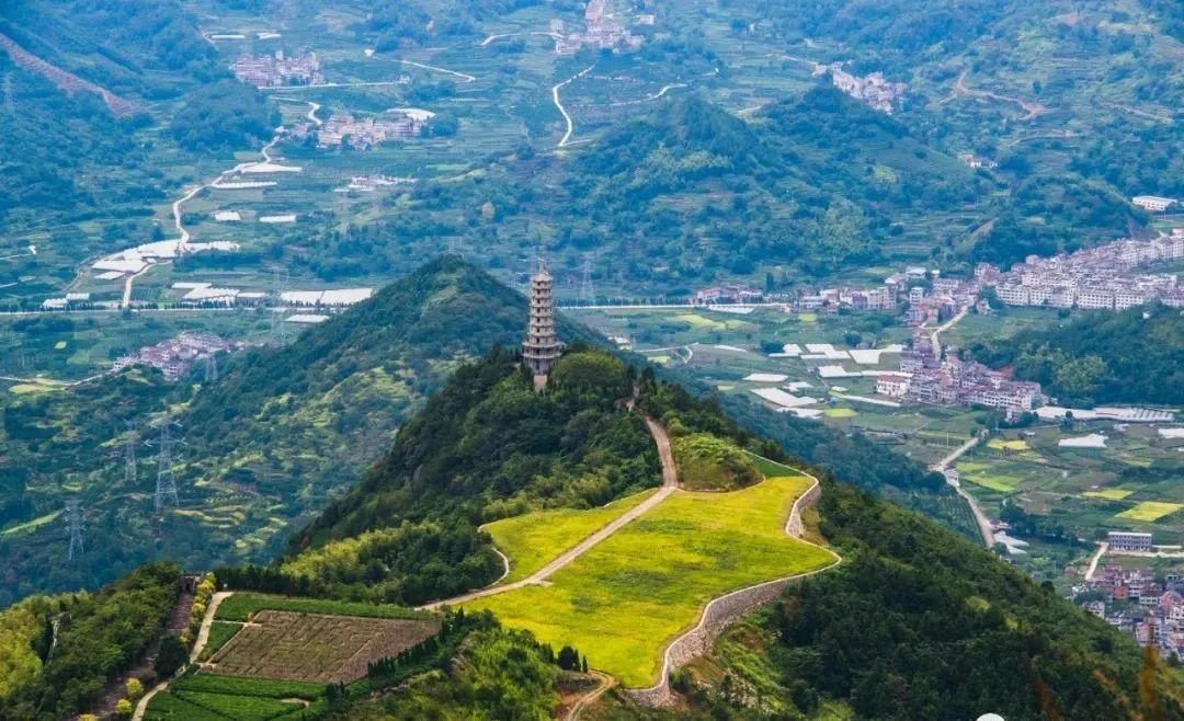 更上一层楼|有一些风景，只有站得高，才能看得到！