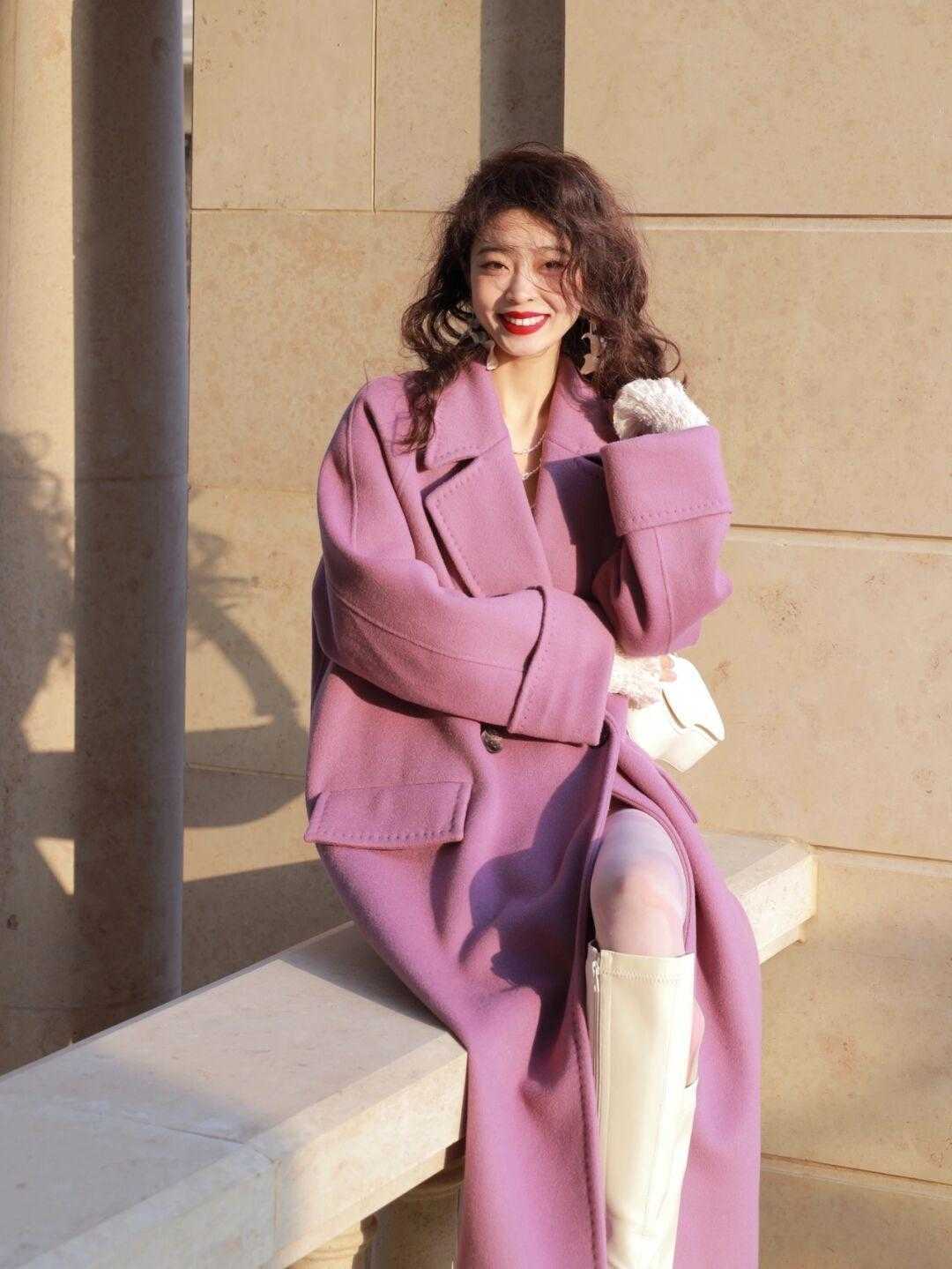 打底裤 别再用大衣搭紧身打底裤了!今年适合与大衣搭配的,是这几条裤子