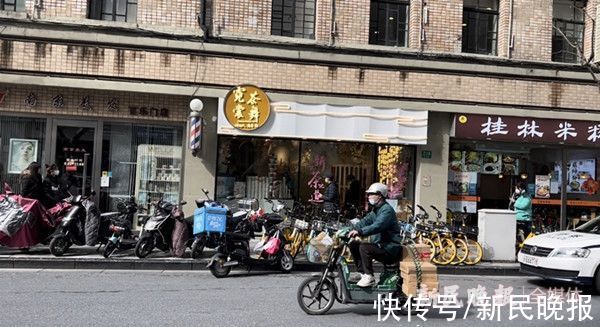 奶茶|静安区愚园路霓裳茶舞奶茶店恢复营业 门店客流恢复闭店前水准