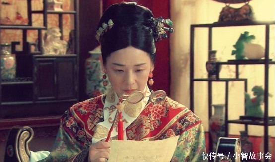 慈禧曾让外国画师画2幅画像,其中一幅容貌太过真实,不敢给她看