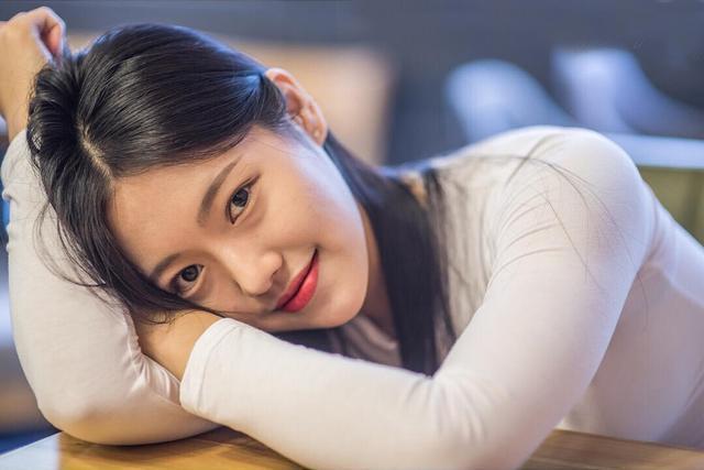 瑜伽|韩国“瑜伽女王”身材曼妙凸凹有致,6个静态拉伸增强身体柔软度