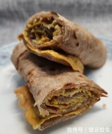 全麦粉|入伏后,这道主食记得多吃,8分钟搞定,营养饱腹又解馋,吃不腻