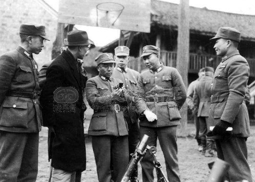 将领|北平和平起义后,老蒋一部分手下嫡系将领,是如何处理的?