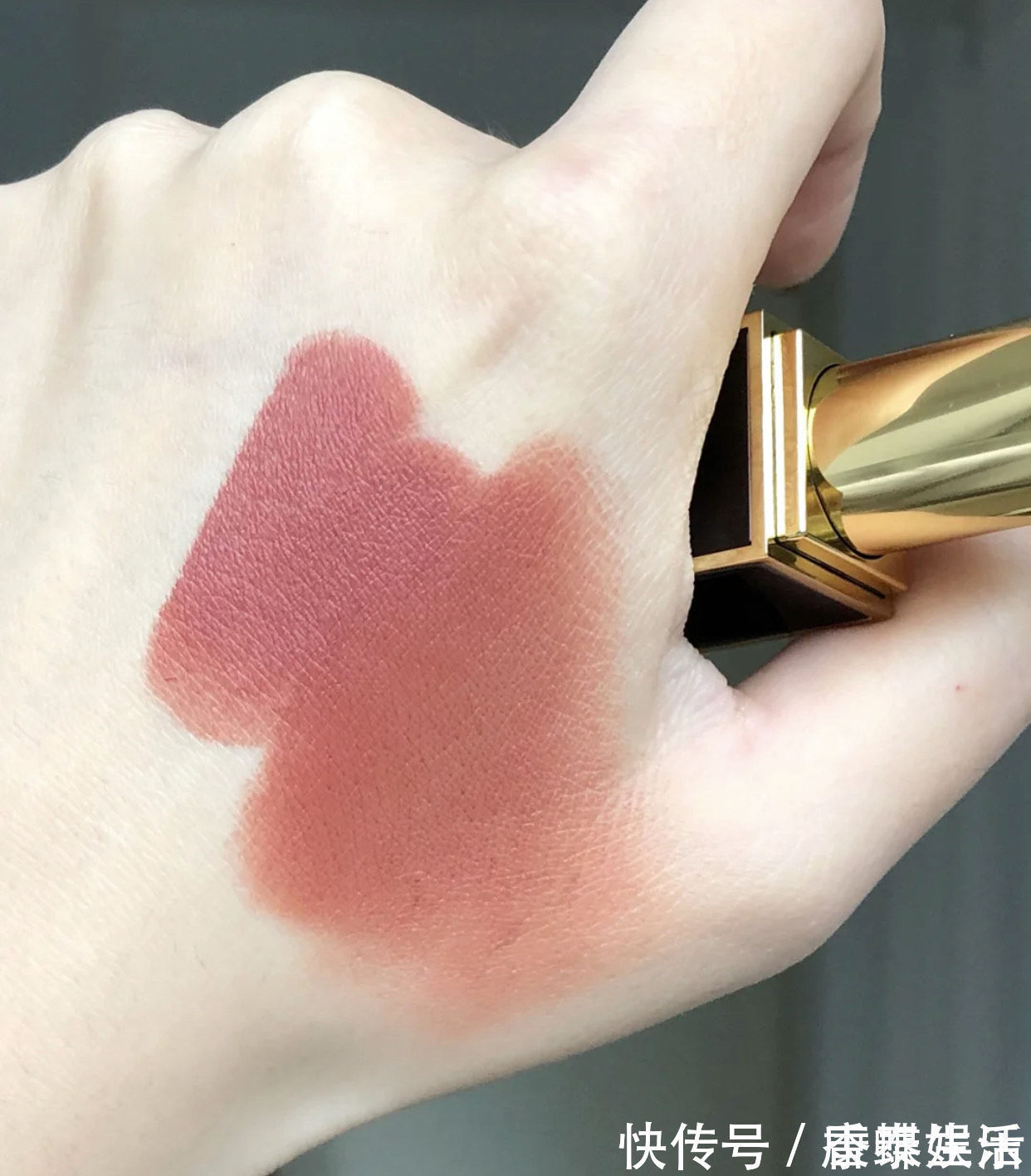 嘴巴 四支大牌口红,30岁以下的女生,几乎都知道,个个都是经典