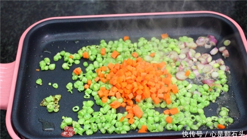 居家过日子,必学此款营养炒饭,食材灵活组合,简单快手又好吃
