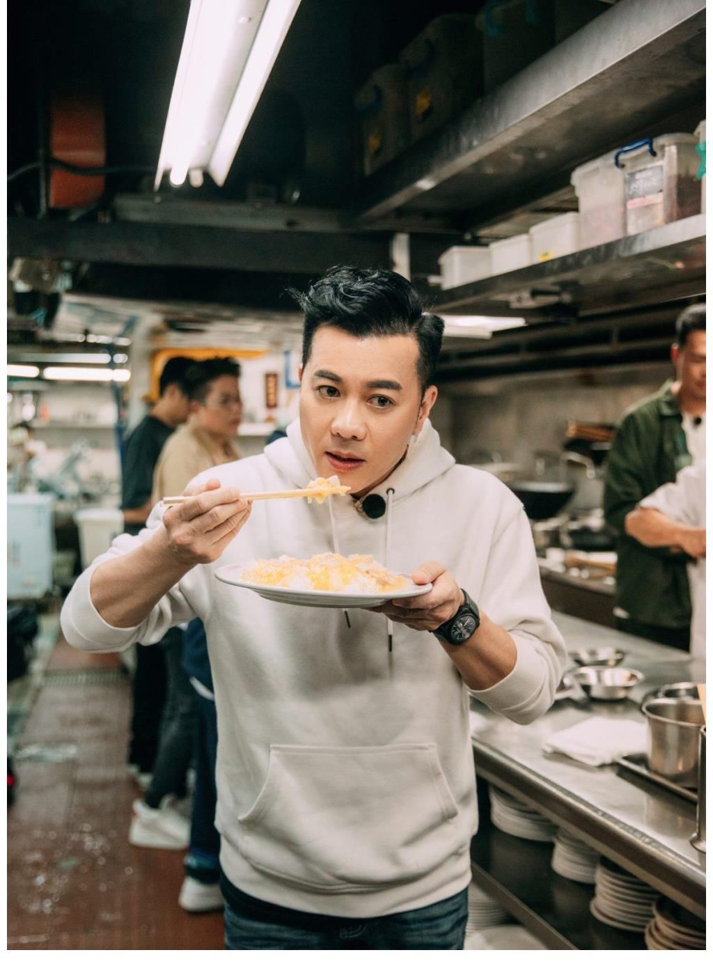 梁漢文想邀請(qǐng)謝霆鋒來(lái)《大灣仔的夜》第二季，網(wǎng)友：第二季搞起來(lái)