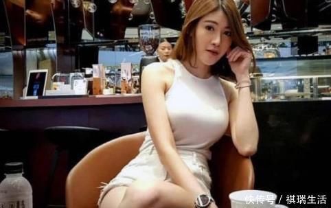 美女|健身美女走红网络,腹肌线条很吸睛,分享锻炼腹肌经验