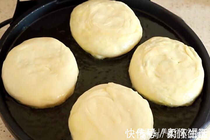 秋冬季最该吃的一个菜，1块钱买4斤，做成早餐，家人都爱吃