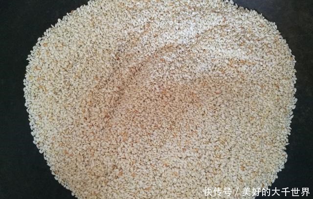 辣椒油好吃有诀窍，学会这个方法，比凉菜店的还好吃！