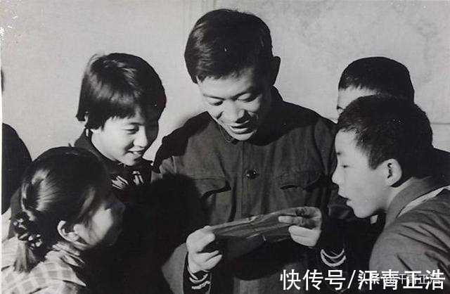 人民日报！47年前，“反潮流小英雄”黄帅一封信毁掉父亲前程，现在过得咋样