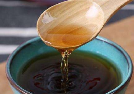 炖羊肉时，牢记“3要2不要”，羊肉汤奶白不发黑，鲜美无腥膻味！