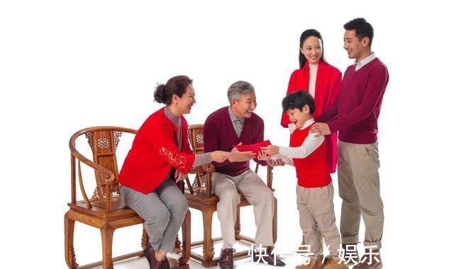 姑姑|压岁钱让亲戚反目,不是孩子不懂事,要把收红包的礼节讲给孩子听