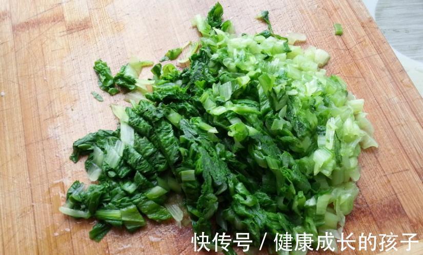 秋天包饺子,萝卜大白菜靠边站,用这食材做馅真鲜,越吃越想吃