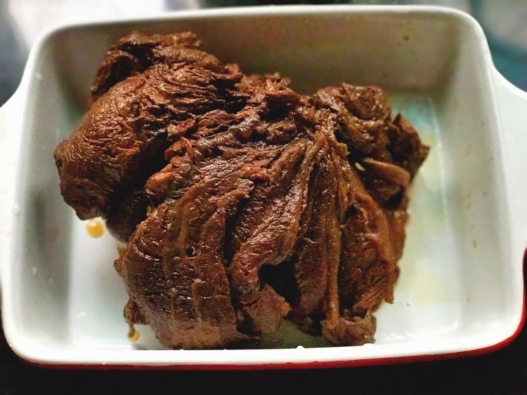 想吃卤牛肉不用再出去买了，自己在家做，味道真赞